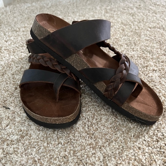 WHITE MOUNTAIN Hazy Footbed Sandal ~ 7 - Picture 4 of 5